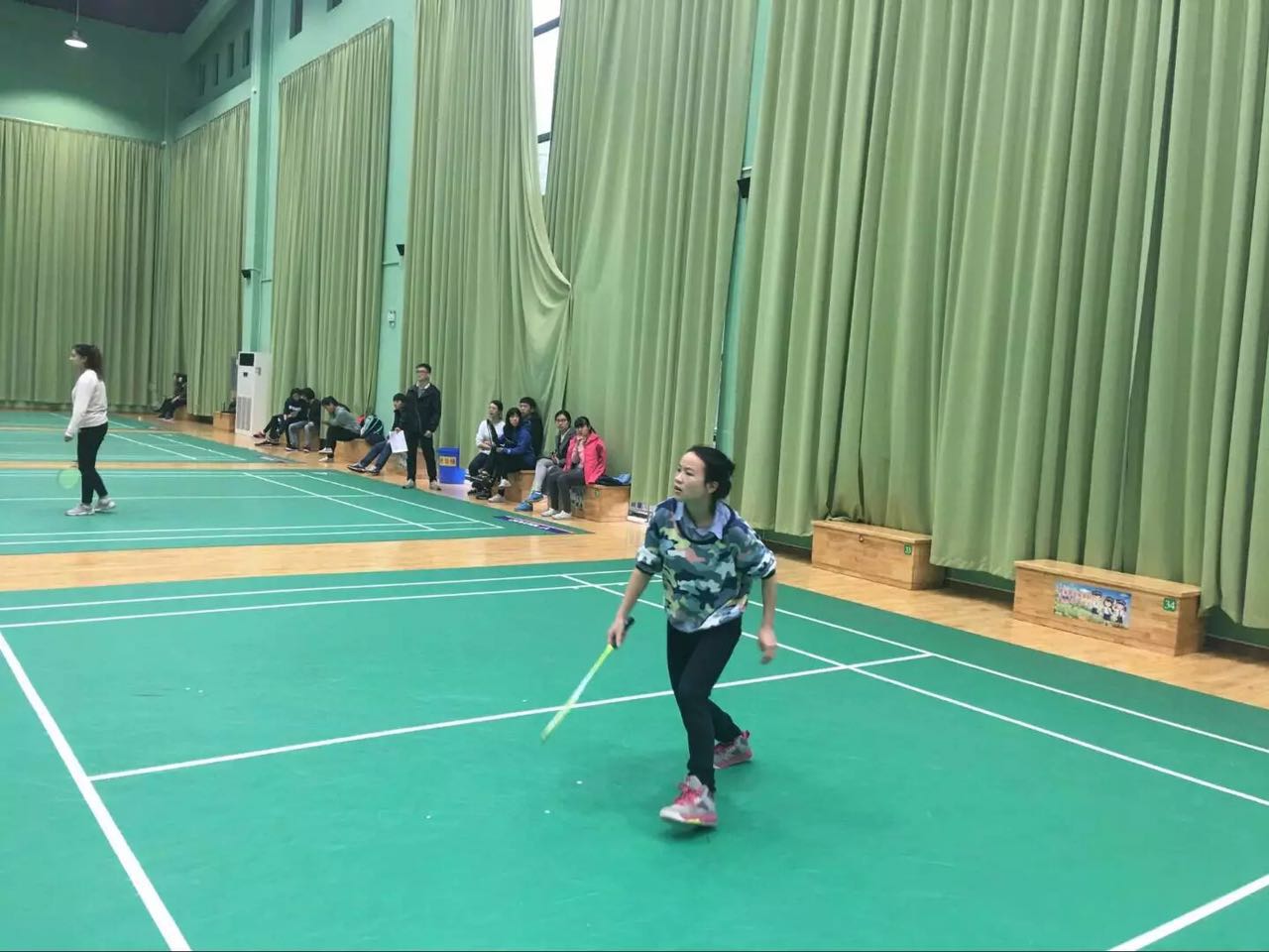 银娱GEG优越会两名选手进行对决